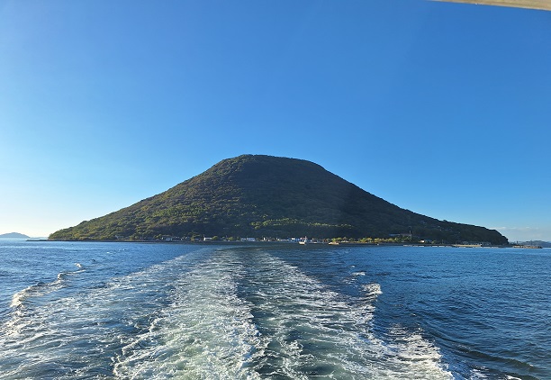 高見島