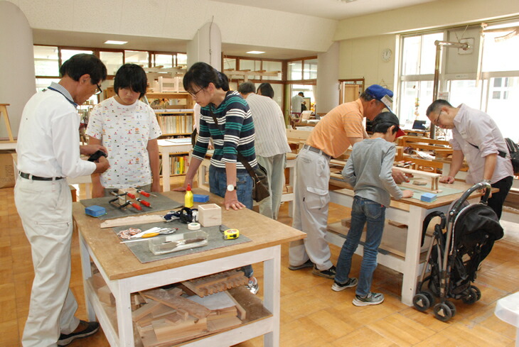 小箱ペンたてつくり体験(４名分)≪ものづくり 手作り 家族 親子≫