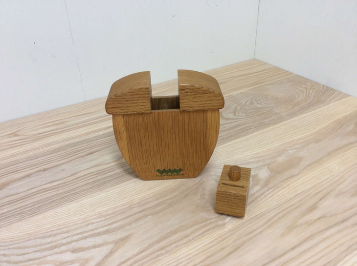 どんぐり貯金箱｜どんぐり 木 貯金 ナチュラル 天然素材 工芸 工芸品 神奈川県 座間市