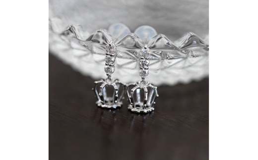 ピアス スタッドピアス プラチナ PT900 ダイヤモンド 0.24ct 王冠 クラウン モチーフ 揺れるピアス レディース アクセサリー アクセ ジュエリー 【f092-pt】 [オーダーメイドジュエリーメイ 山梨県 韮崎市 20745205]