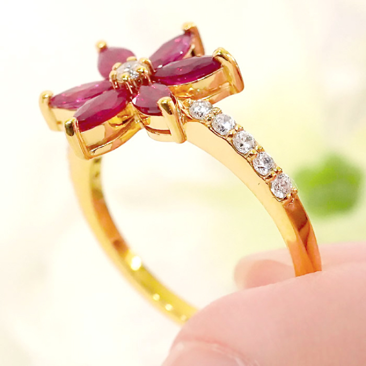 指輪 K18YG イエローゴールド ルビー マーキス フラワー ダイヤモンド 0.17ct レディース 5〜16号 花 カラーストーン 誕生石 ジュエリー 【 f301-ru-k18yg 】[オーダーメイドジュエリーメイ 山梨県 韮崎市 20745622] リング 大人ジュエリー デザインリング