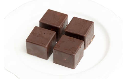マシュマロ チョコ 冷凍 ドバマロギフトセット 4個入り 80g×3箱 [my cafe room 山梨県 韮崎市 20745289] チョコレート 詰め合わせ ドバイ ドバイチョコ ドバイチョコレート お菓子 菓子 菓子折り
