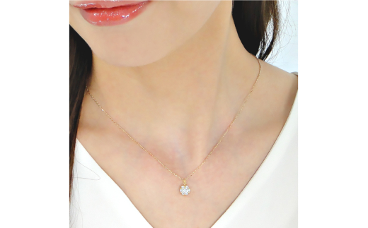 ネックレス K18YG イエローゴールド ダイヤモンド 0.3ct フラワー モチーフ ネックレス 小ぶり レディース 華奢 シンプル 上品 ダイヤモンド ダイヤ ペンダント【f024-k18yg】 [株式会社オーダーメイドジュエリーメイ 山梨県 韮崎市 20742952] アクセサリー ジュエリー アクセ