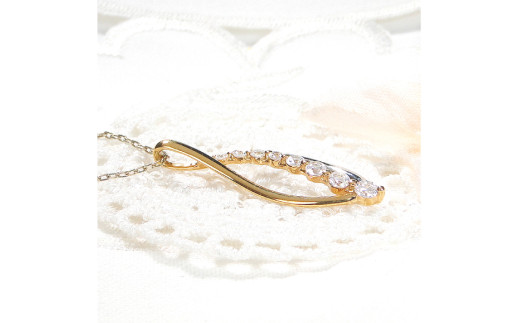 ネックレス PT900 K18YG コンビ【0.33ct】 ダイヤモンド イエローゴールド プラチナ リーフ ペンダント 葉 雫 ドロップ レディース 【f263-ygpt】 [株式会社オーダーメイドジュエリーメイ 山梨県 韮崎市 20742671] アクセサリー アクセ  ジュエリー ダイヤ レディース