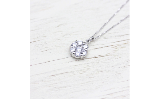 ネックレス PT900 プラチナ ダイヤモンド 0.3ct フラワー モチーフ ネックレス 小ぶり レディース 華奢 シンプル 上品 ダイヤモンド ダイヤ ペンダント【f024-pt】 [株式会社オーダーメイドジュエリーメイ 山梨県 韮崎市 20742953] アクセサリー ジュエリー アクセ