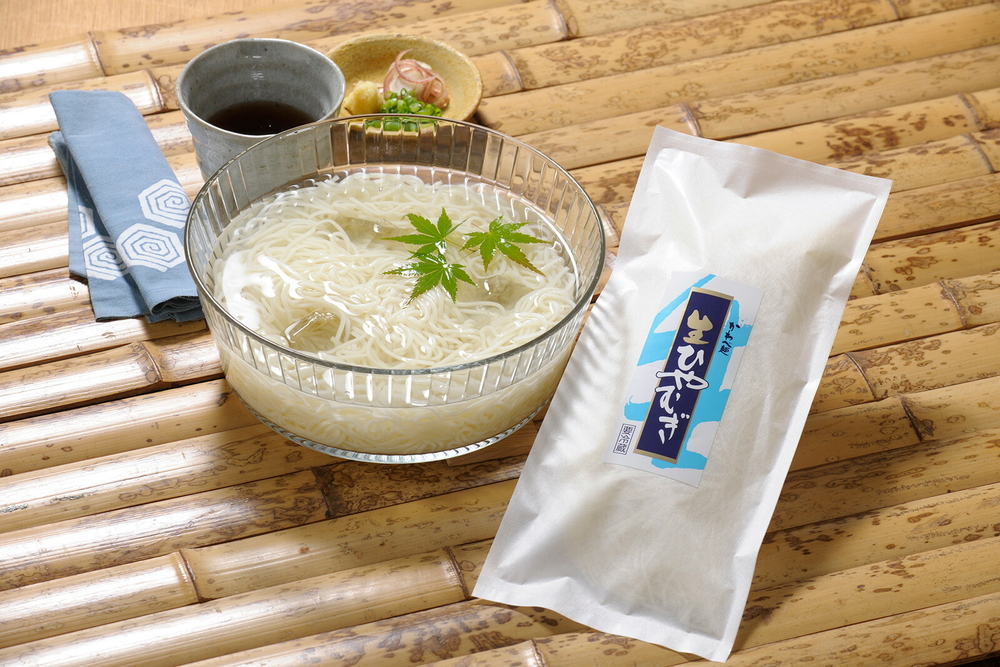 かわべ麺 生ひやむぎ・乾麺・麺つゆ詰合せ 14袋セット 合計約3.8kg（生ひやむぎ8袋・乾麺ひやむぎ3袋・乾麺そうめん3袋）・麺つゆ30ml×10) | 食べ比べ お取り寄せ ギフト コシ のどごし 冷蔵 お中元 冷や麦 冷麦 ソーメン 素麺 国産 麺類 麺 食品 愛知県 春日井市