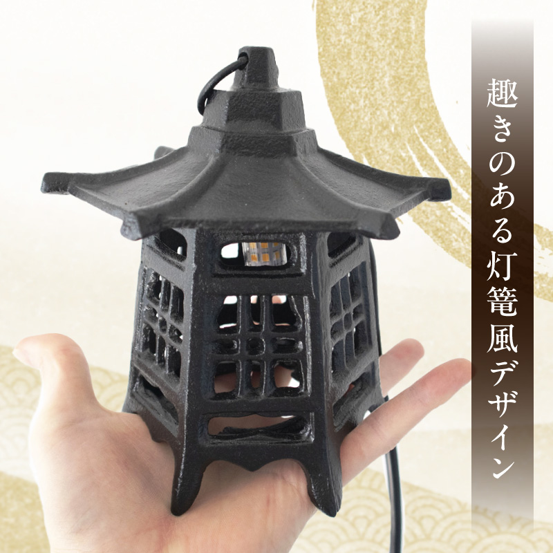 庭やテラスを特別な空間に！影まで美しい屋外照明｜でんらい WP051 E「グレー×吊るしタイプ」