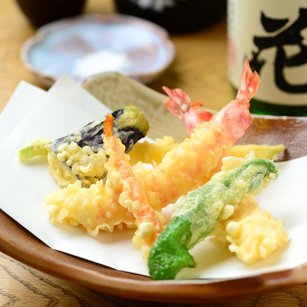 日経新聞お取り寄せランキング全国1位の店　そばの栽培から茹で方まで徹頭徹尾のこだわり　石挽き十割(いしびきじゅうわり)そば　老梅庵（ろうばいあん）食事券5,000円【そば 蕎麦 十割そば 石臼 手打ち 食事券 チケット ランチ ディナー 和食 居酒屋 会食 天ぷら 刺身 料理 焼酎 魚 肉 旅行 観光 おすすめ 人気 家族 ファミリー 夕食 昼食 三重県 四日市市 ふるさと納税】