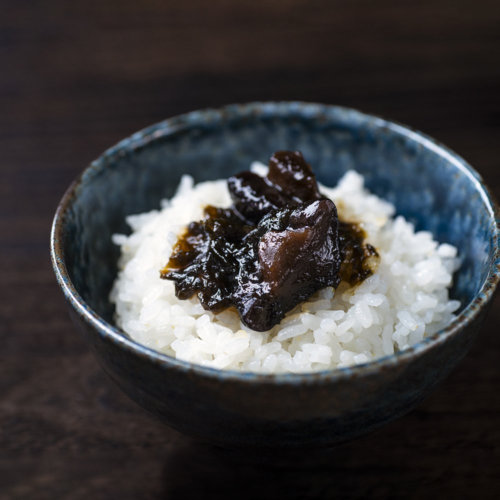 四日市認定地場特産品【泗水十貨店（しすいじっかてん）】ゴロゴロ椎茸入りあおさのり佃煮（180ｇ×２瓶）手提げ袋付き
