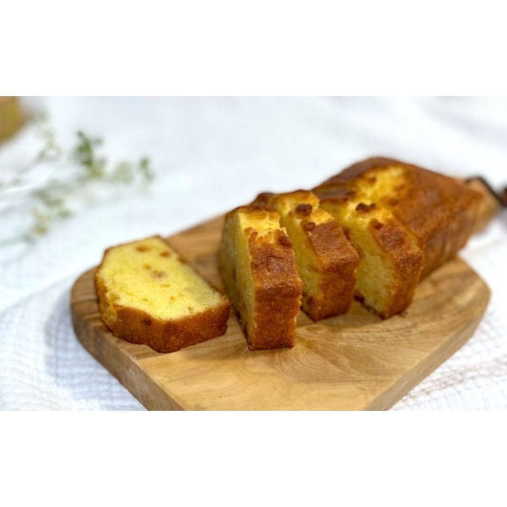 保存料・着色料は使用せず、三重県産高級小麦粉を使ったHideka.5のパウンドケーキ　オレンジ　フルサイズ1本　Hideka.5【パウンドケーキ お取り寄せ グルメ スイーツ お菓子 おやつ 洋菓子 ケーキ オレンジ  ギフト 贈り物 三重県 四日市市 四日市】