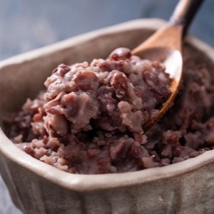 鈴鹿山麓の銘水でつくるあんこ。創業100年を超えるあんこ専門老舗のこだわりあんこ。カロリー・糖質オフ　糖類ゼロあんこセット