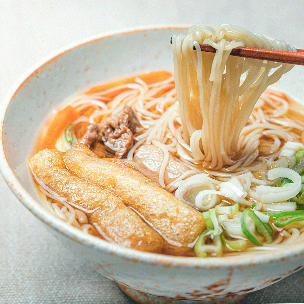 四日市認定地場特産品【泗水十貨店】手延べそうめん（５束）九鬼太白純正胡麻油使用 手提げ袋付 │王道 大矢知 高級麺 特産 麺 手延べめん そうめん 素麵 無添加 手延べ 長期保存 のどごし 家庭用 ソーメン 乾麺 めん レシピ 人気 名産品 お取り寄せ 家庭用 三重県 四日市市 ふるさと納税