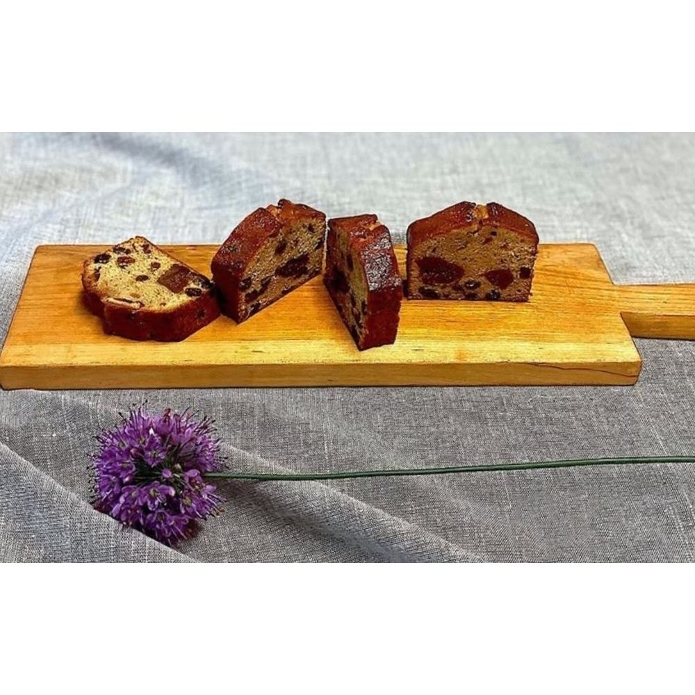 保存料・着色料は使用せず、三重県産高級小麦粉を使ったHideka.5のパウンドケーキ　無花果とレーズンのラム酒漬け　フルサイズ1本　Hideka.5【パウンドケーキ お取り寄せ グルメ スイーツ お菓子 おやつ 洋菓子 ケーキ 無花果 イチジク いちじく レーズン ギフト 贈り物 三重県 四日市市 四日市】