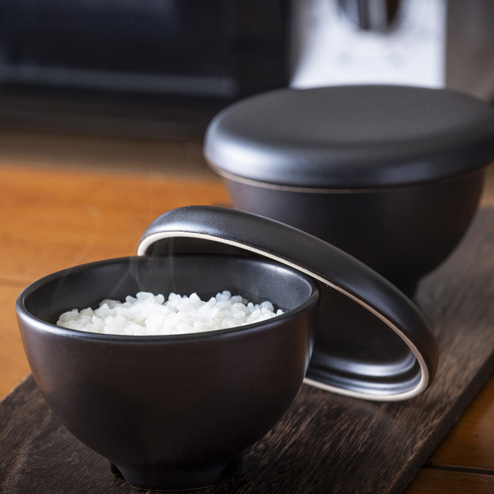 【萬古焼(ばんこやき)】Handmadeアート土鍋 弥生陶園　職人が一つ一つ丁寧に成形し焼き上げる、こだわりのおひつ　土鍋の国内生産80％のシェアを誇る伝統の萬古焼　TS-432P　1ぜんおひつ２個セット（黒釉）レンジで簡単 炊きたての味がよみがえる一膳用おひつ【鍋、ごはん鍋、おひつ、耐久性、人気、おすすめ、ごはん、おいしい、使いやすい、耐熱調理、米、うまみ、電子レンジ】