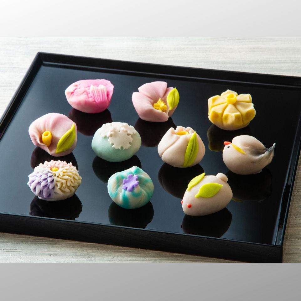 【スイーツ】ずーっと、眺めていたくなりますが、お早目にお召し上がりください。「夢菓子工房ことよ」季節の練り切り菓子 冬篇10個