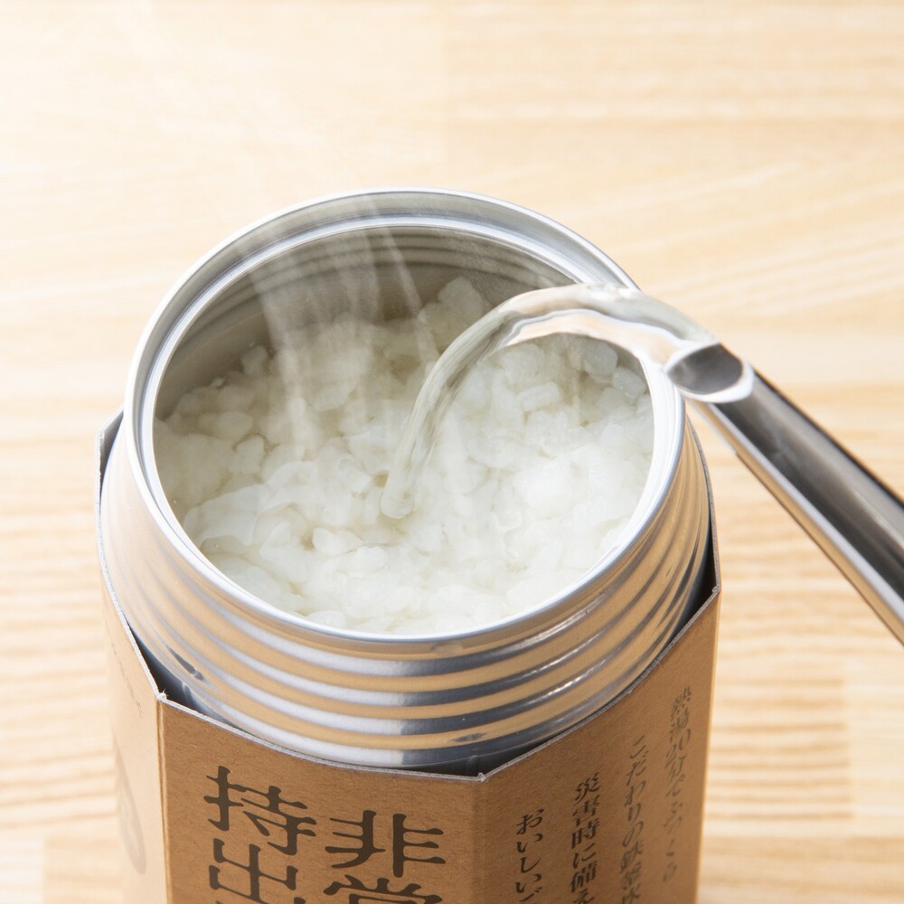 キャンプでも便利！ 長期保存 ！　非常時持出米6缶　白米（製造日から８年）　［ 災害 災害時米 防災 備蓄 備蓄米 非常 非常時 非常米 非常食 米 ごはん ご飯 わかめ 一人暮らし お湯 お湯だけ 水 水だけ 賞味期限 保存米 保存食 ］