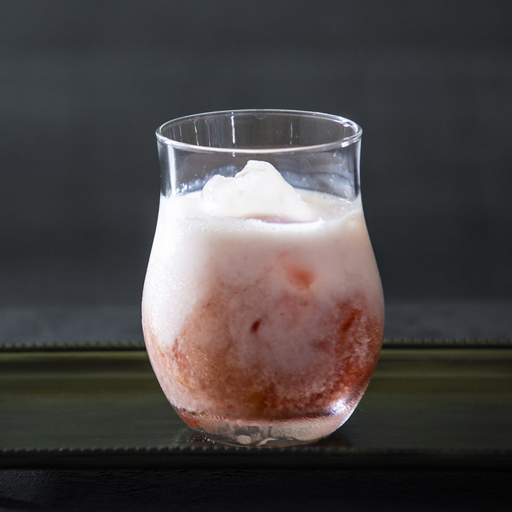 四日市認定地場特産品【泗水十貨店（しすいじっかてん）】苺の飲む酢　２本セット