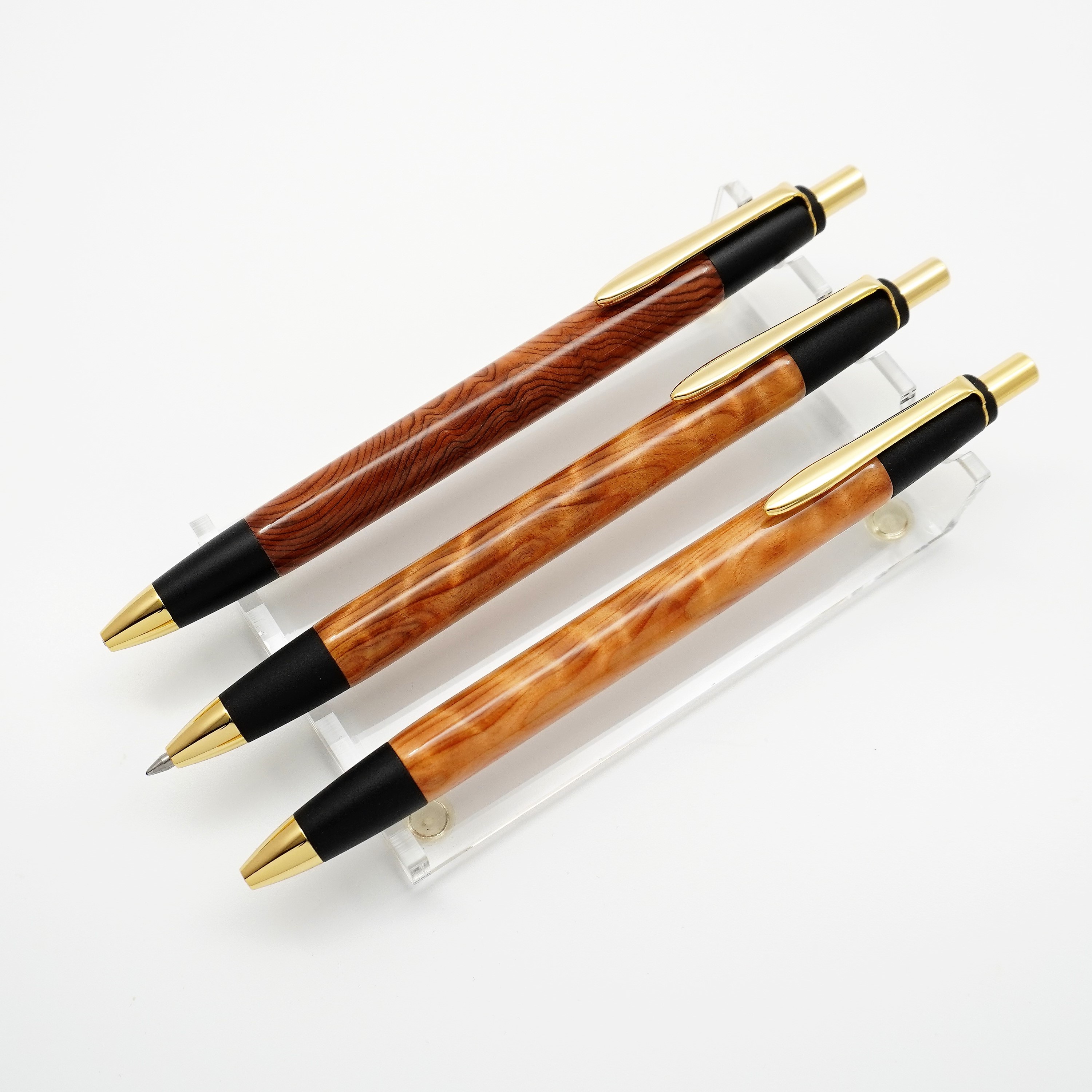 天然屋久杉ボールペン・ストレートタイプ（0.7mm）１本　〈文具 文房具 ペン 雑貨 ギフト 贈答 プレゼント 記念品〉 56210397