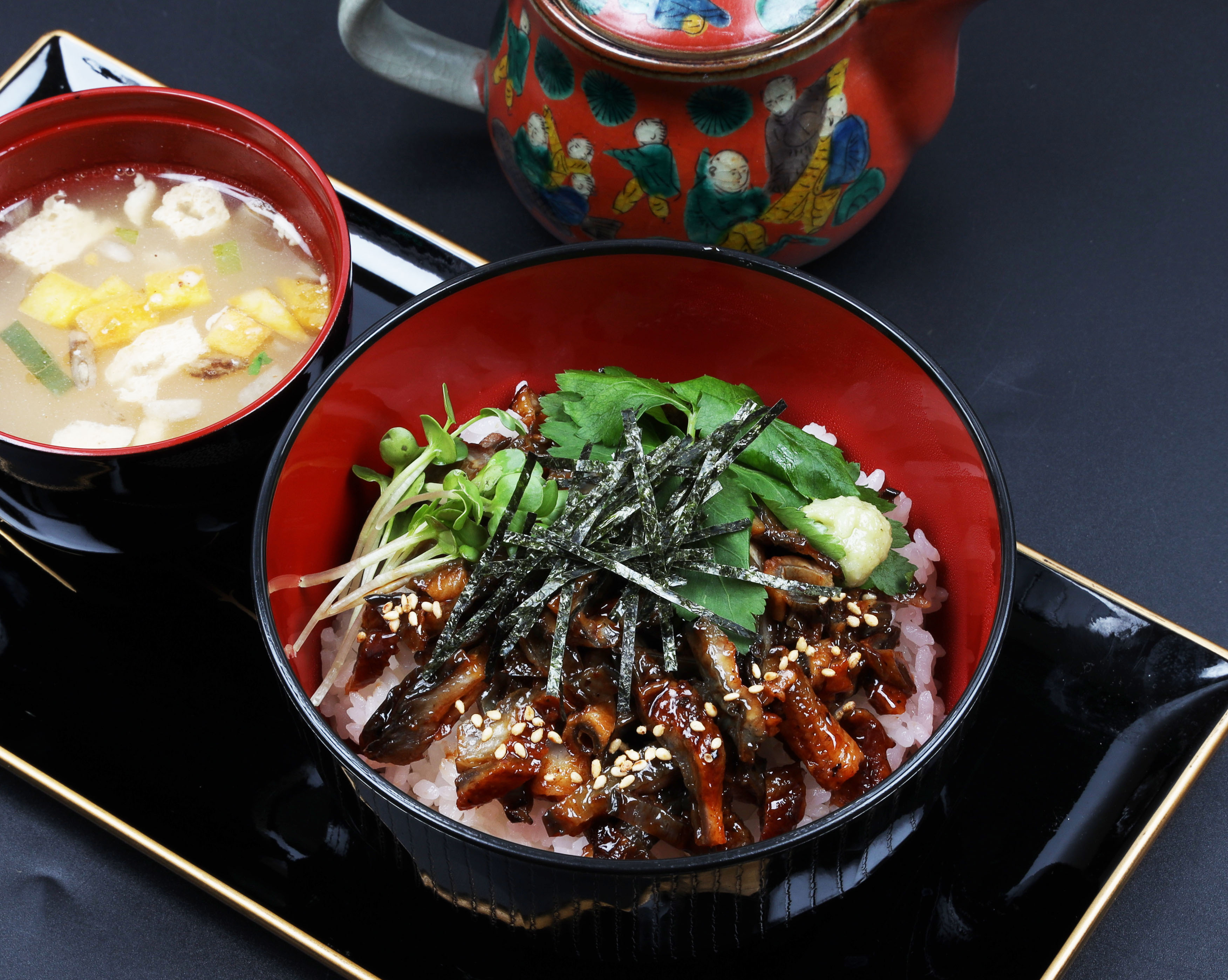 鹿児島県産うなぎ蒲焼ひつまぶしセット (海鮮スープ付)(計200g・50g×4P) 国産 九州産 鹿児島県産 魚 魚介 鰻 うなぎ ウナギ 蒲焼 蒲焼き ひつまぶし スープ付 簡単調理 レンジ調理 小分け【エーエフ企画】【00-057-54】